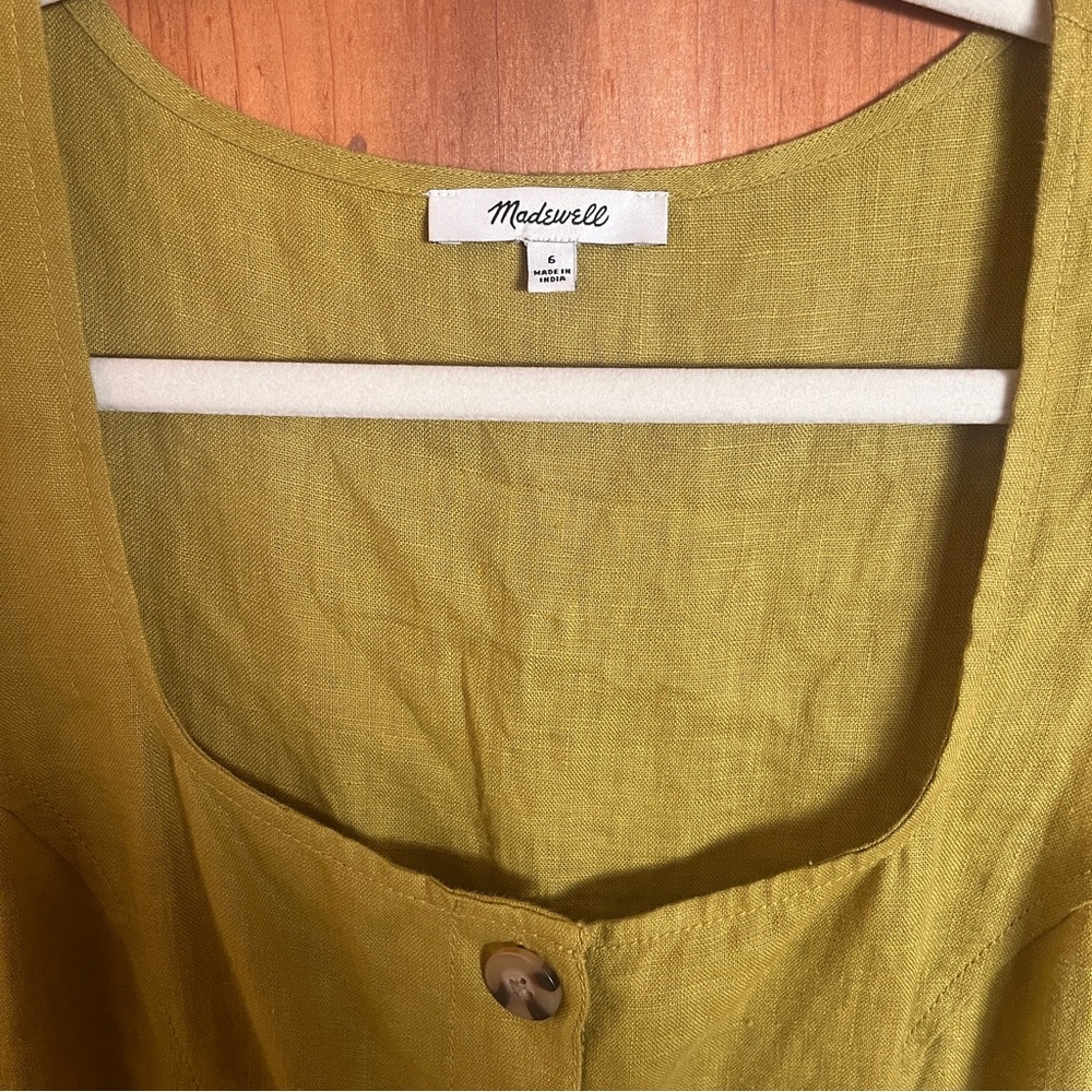 Button-Front Midi Dress in 100% Linen - Picture 5 of 10